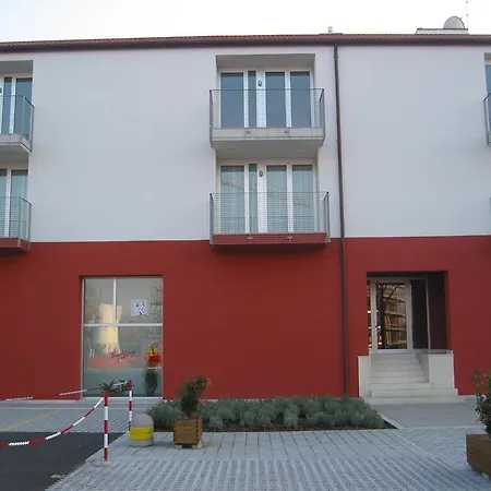 Marina Fiorita Apartment